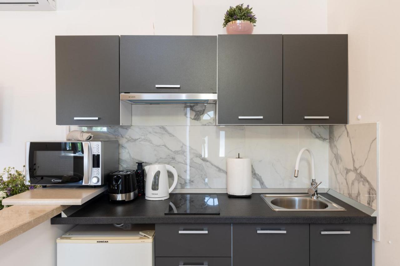 Apartments Roza Млини Экстерьер фото